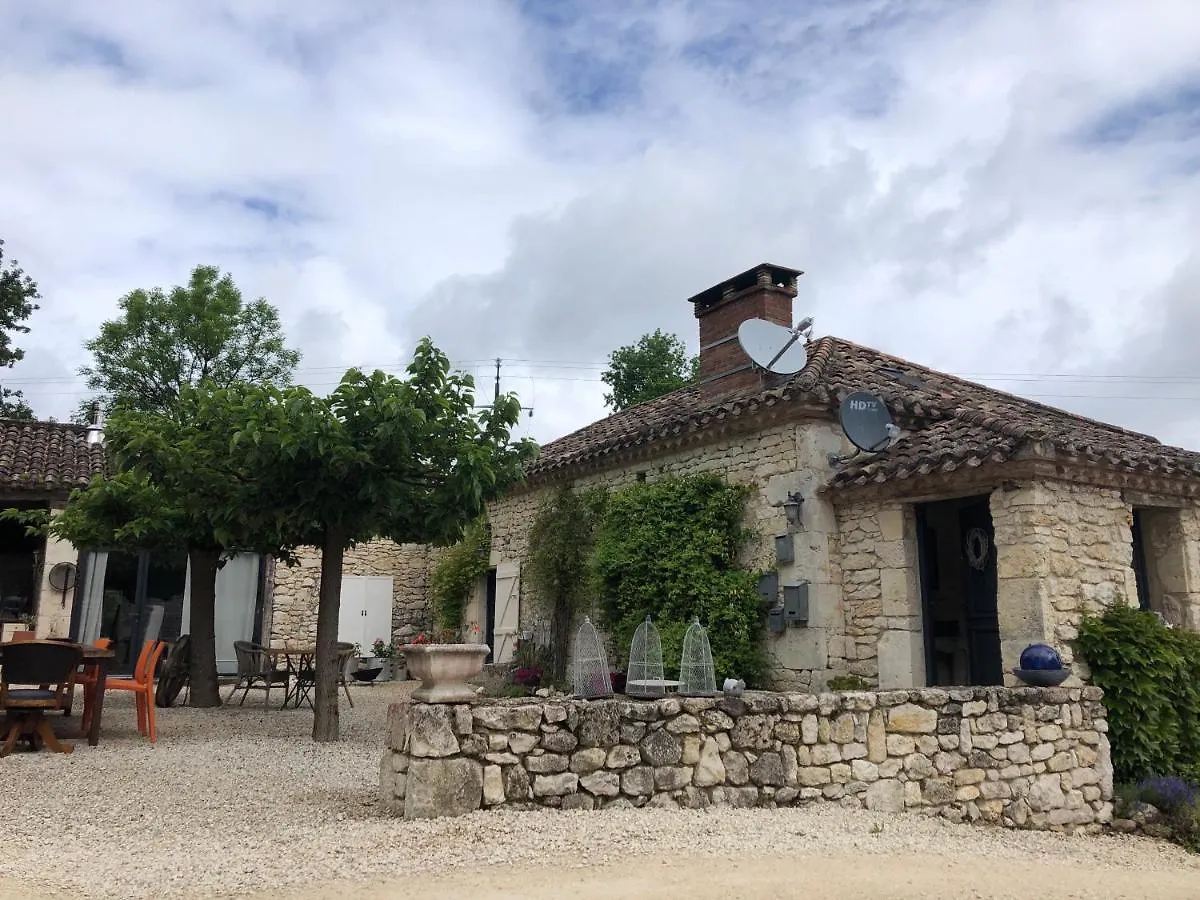 Villa Les fontanelles du quercy blanc à Montcuq 0*,
